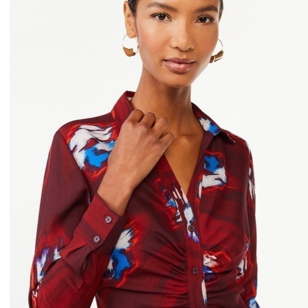Shirt Dress celebrates the fact that ruching is here to stay